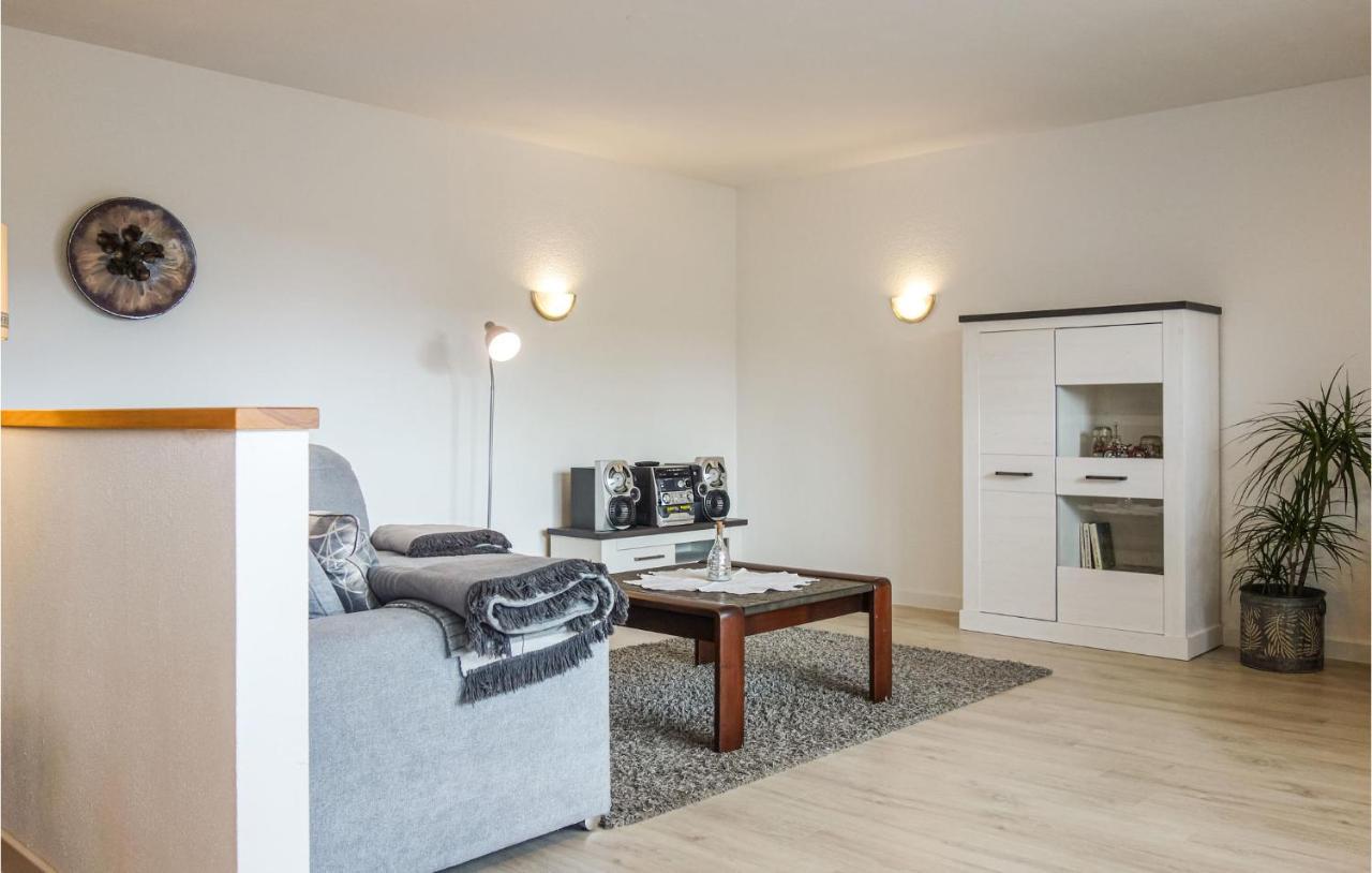 Beautiful Apartment In Dillenburg With Kitchen Esterno foto