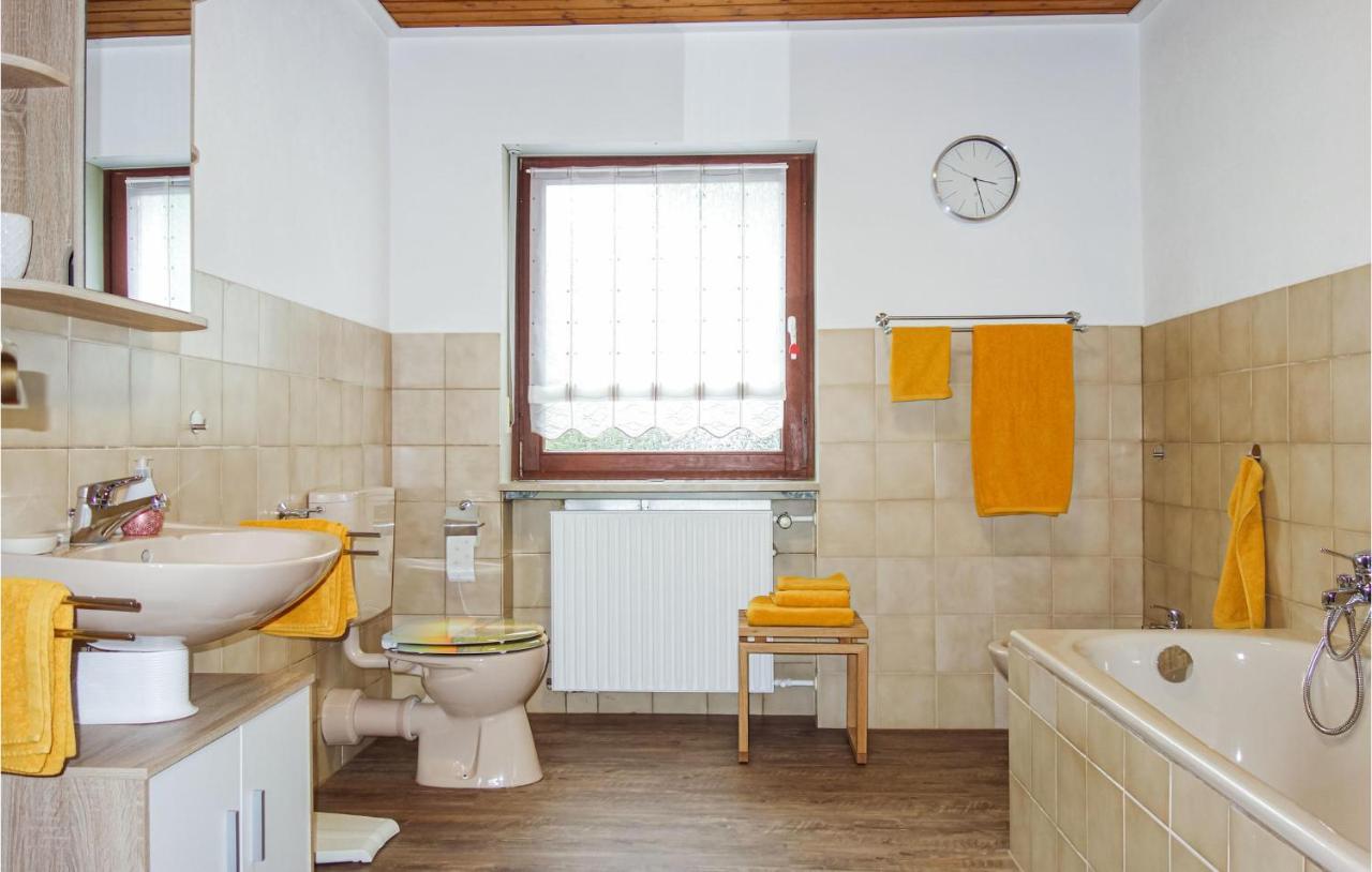 Beautiful Apartment In Dillenburg With Kitchen Esterno foto